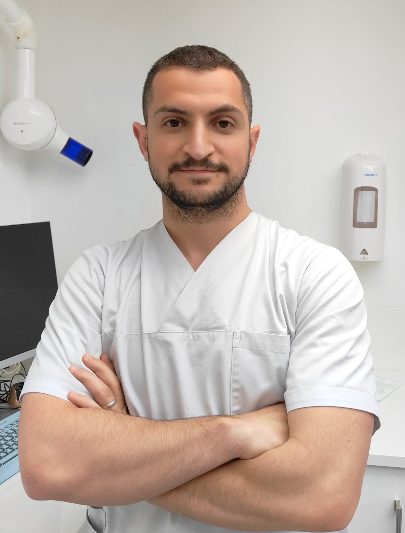 Ali tandheelkunde medewerker